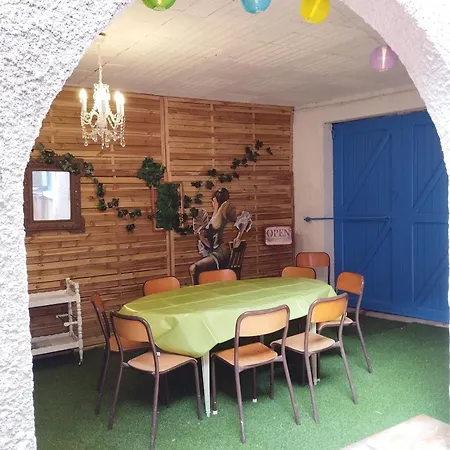Bed & Breakfast La 21 Avenue Des Corbieres