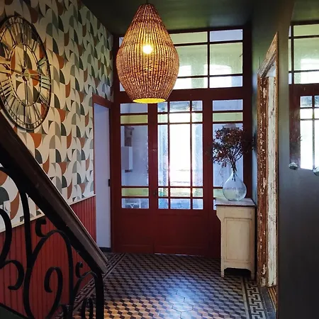 La 21 Avenue Des Corbieres Bed & Breakfast 3*