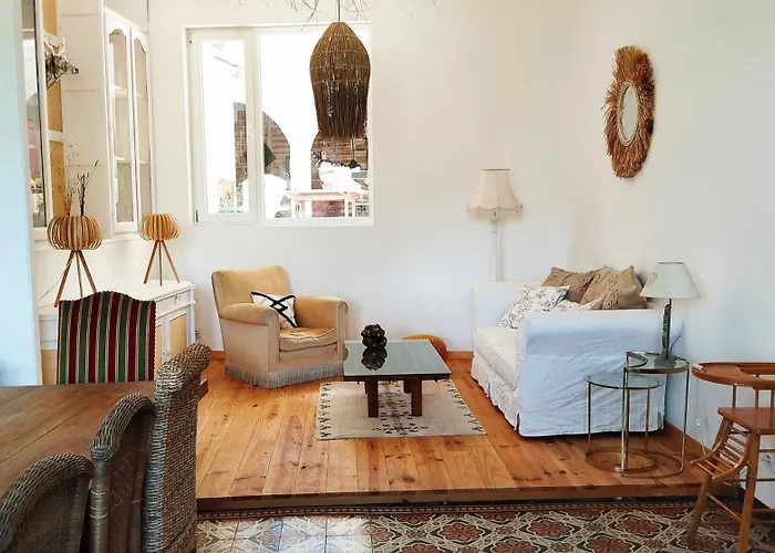 La 21 Avenue Des Corbieres Bed and breakfast 3*